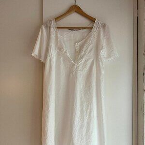 Salter House Nightdress